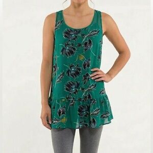 Cabi Semi-Sheer Green Floral Tunic Size Medium